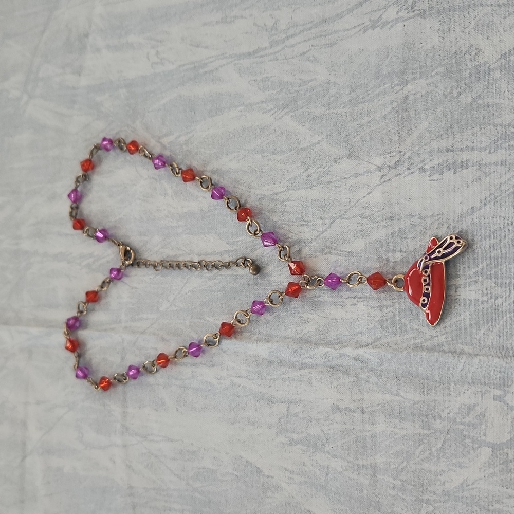 Red Hat Society Necklace - Picture 2 of 2